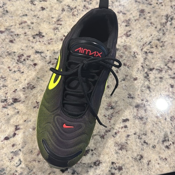 Air max 720 size 9.5 men’s - Picture 4 of 5